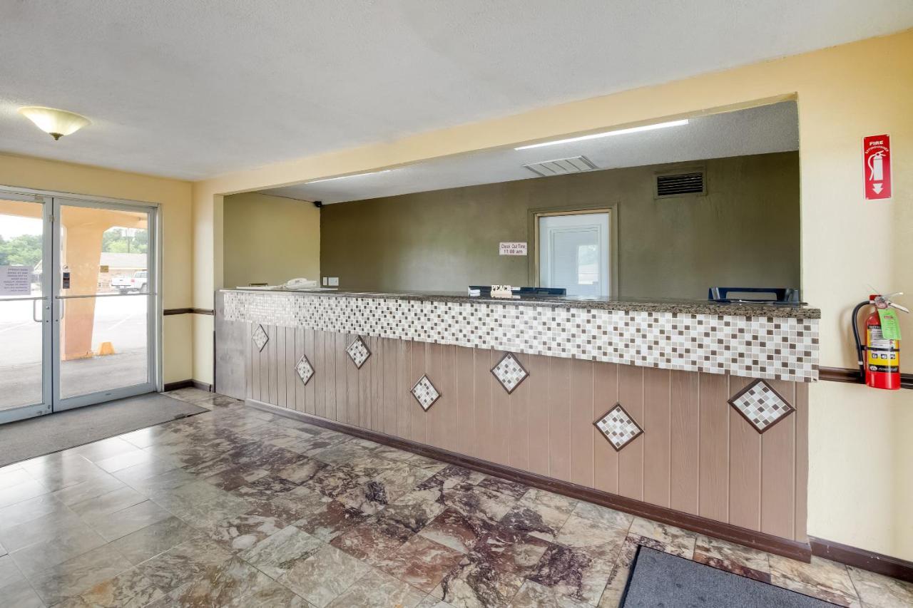 Oyo Hotel Lake Charles La I-10 Exteriér fotografie